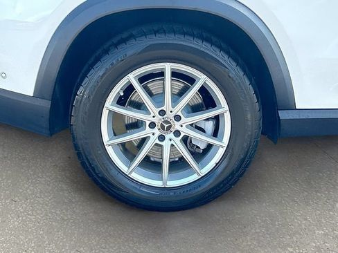 Used 2024 Mercedes-Benz GLE 450e 4MATIC image 31