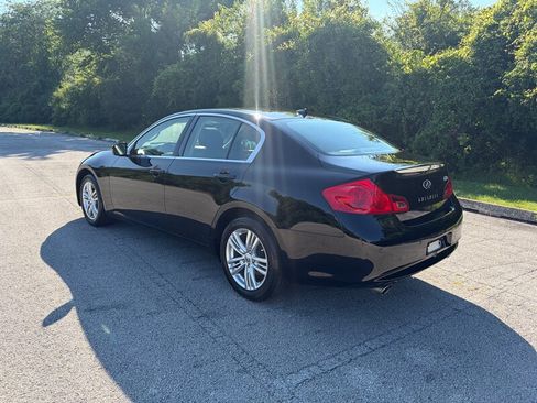 Used 2012 INFINITI G37 x Sedan w/ Premium Pkg AWD/4WD image 3