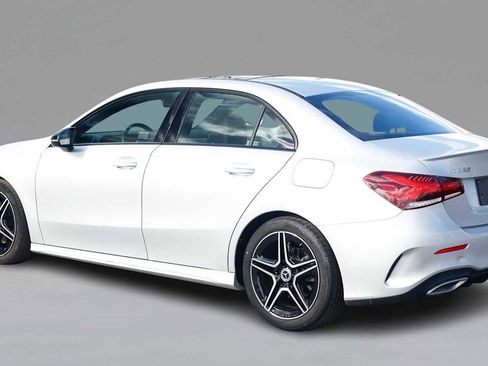 Certified 2022 Mercedes-Benz A 220 4MATIC image 7