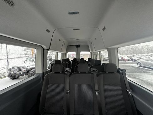 Used 2017 Ford Transit 350 XL image 16