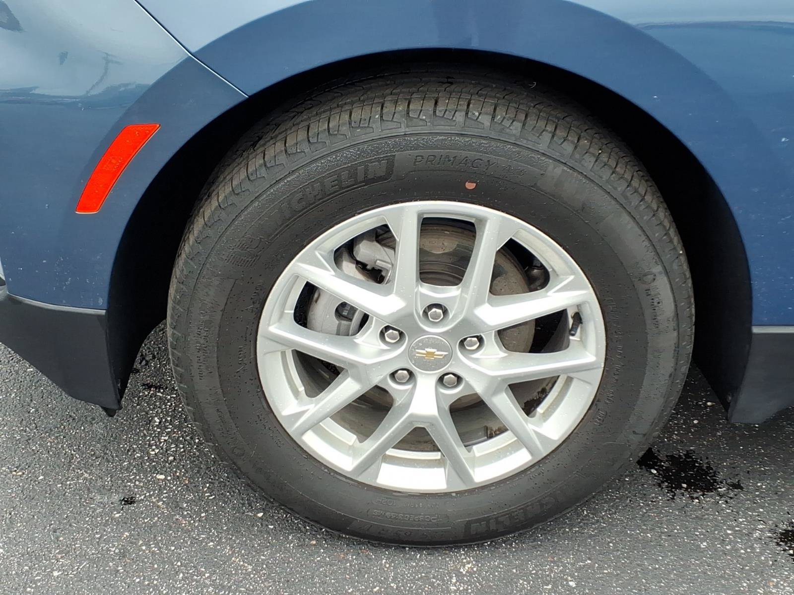 Used 2024 Chevrolet Equinox LT FWD image 31