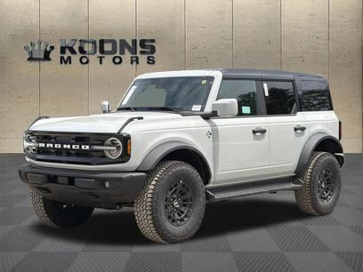New 2026 Ford Bronco Outer Banks w/ Sasquatch Package