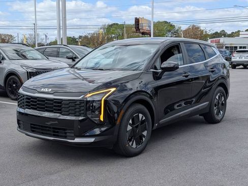 New 2026 Kia Sportage LX FWD image 7