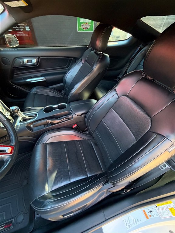 Used 2019 Ford Mustang GT Premium w/ Equipment Group 401A RWD image 12