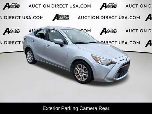Used 2018 Toyota Yaris iA image 5