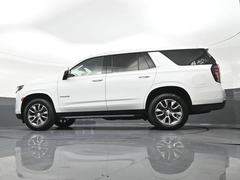 Used 2022 Chevrolet Tahoe LT w/ Luxury Package RWD image 22