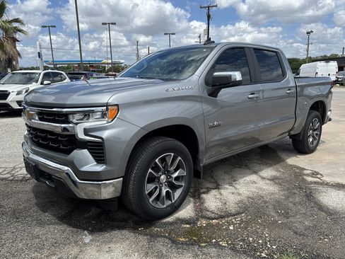 Used 2024 Chevrolet Silverado 1500 LT RWD image 7