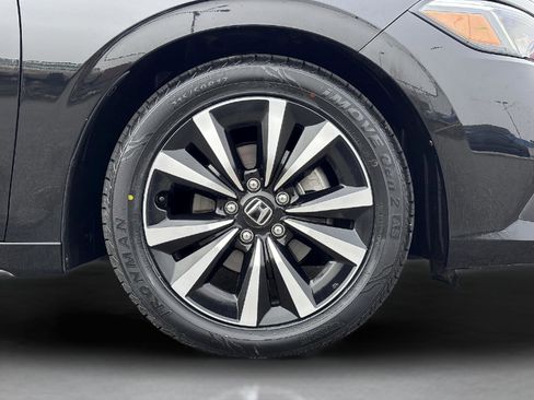 Certified 2024 Honda Civic EX-L image 10