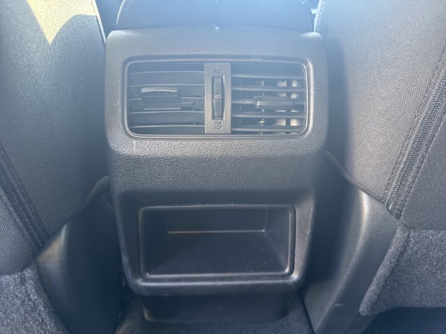 Used 2023 Nissan Rogue S AWD/4WD image 21