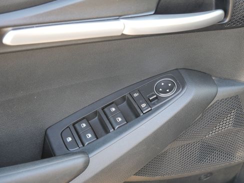 Used 2021 Kia Seltos LX AWD/4WD image 19