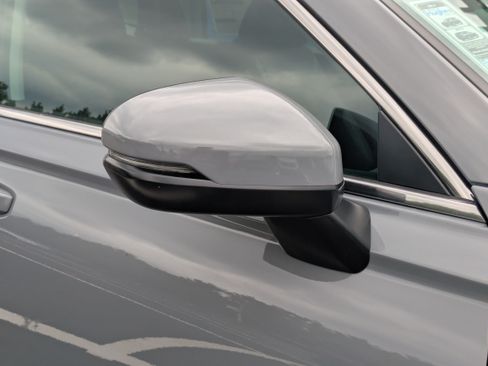 Certified 2025 Honda CR-V EX image 17