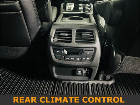 Used 2020 Honda Passport Touring image 9