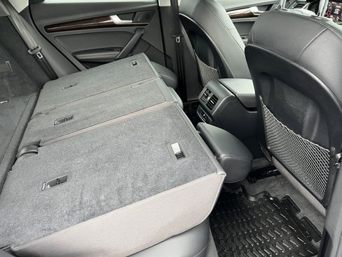 Used 2020 Audi Q5 2.0T Premium Plus w/ Premium Plus Package image 23