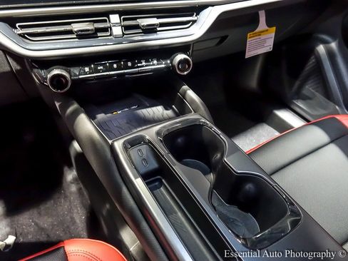 New 2026 Chevrolet Equinox EV RS image 18