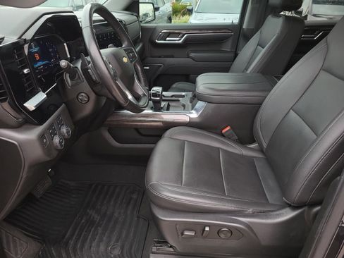 Used 2023 Chevrolet Silverado 1500 LTZ w/ LTZ Convenience Package II AWD/4WD image 21