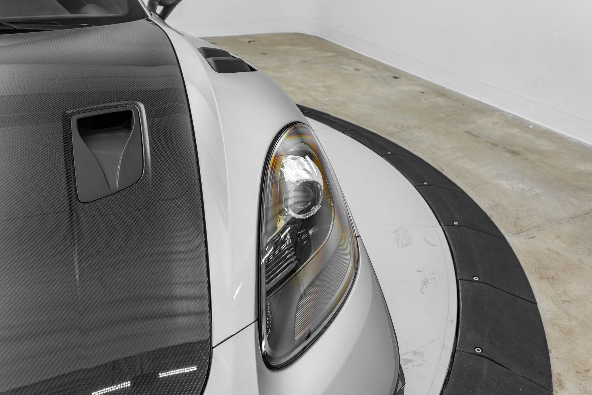 Used 2023 Porsche 718 Cayman GT4 RS RWD image 19