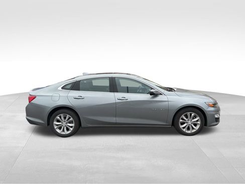 Used 2024 Chevrolet Malibu LT image 4