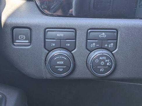 Used 2023 Chevrolet Silverado 1500 RST w/ Protection Package image 17