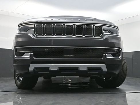 Used 2022 Jeep Wagoneer Series III w/ Convenience Group I AWD/4WD image 35