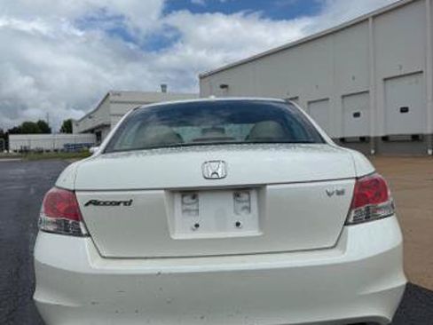 Used 2009 Honda Accord EX-L image 5