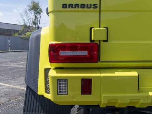 Used 2017 Mercedes-Benz G 550 Squared image 15