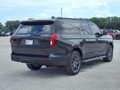 New 2026 Ford Expedition Max Platinum w/ Stealth Appearance Package AWD/4WD image 11