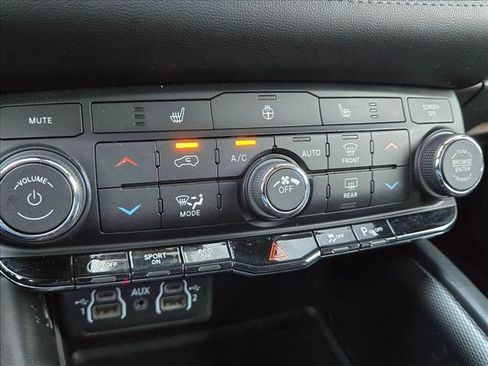 Used 2021 Dodge Durango GT image 17