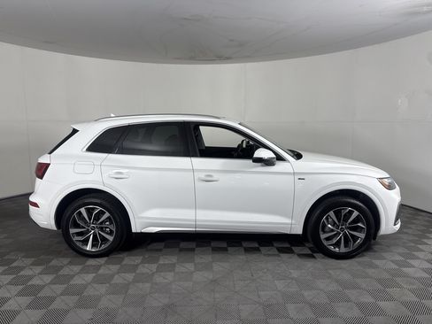 Used 2024 Audi Q5 2.0T Premium Plus AWD/4WD image 3