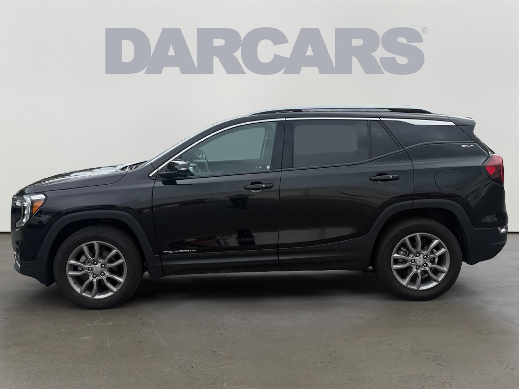 Used 2024 GMC Terrain SLT AWD/4WD image 4
