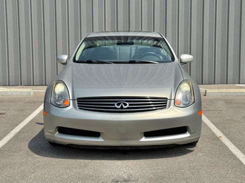 Used 2004 INFINITI G35 Coupe w/ Premium Pkg RWD image 2