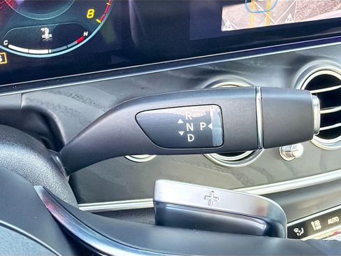 Used 2023 Mercedes-Benz E 350 4MATIC Sedan image 28