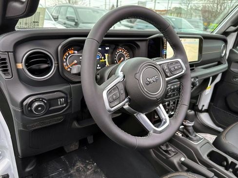 New 2026 Jeep Wrangler Unlimited Sahara image 11