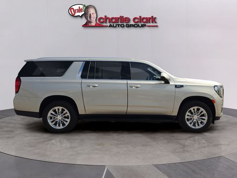 Used 2024 GMC Yukon XL SLE RWD image 6