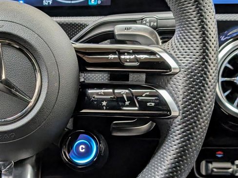 Used 2025 Mercedes-Benz CLA 35 AMG 4MATIC image 37