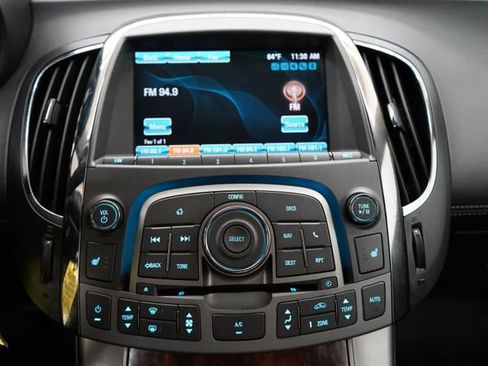 Used 2013 Buick LaCrosse Leather w/ Entertainment Package FWD image 24
