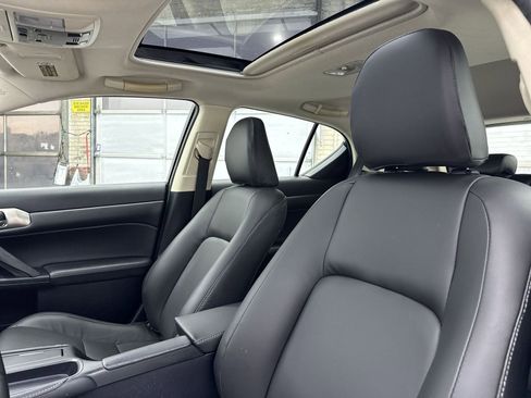 Used 2014 Lexus CT 200h image 10