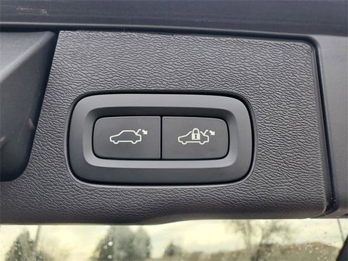 Certified 2025 Volvo XC60 B5 Plus image 35