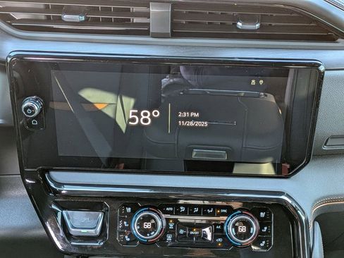 New 2026 GMC Sierra 2500 Denali w/ Denali Reserve Package image 19