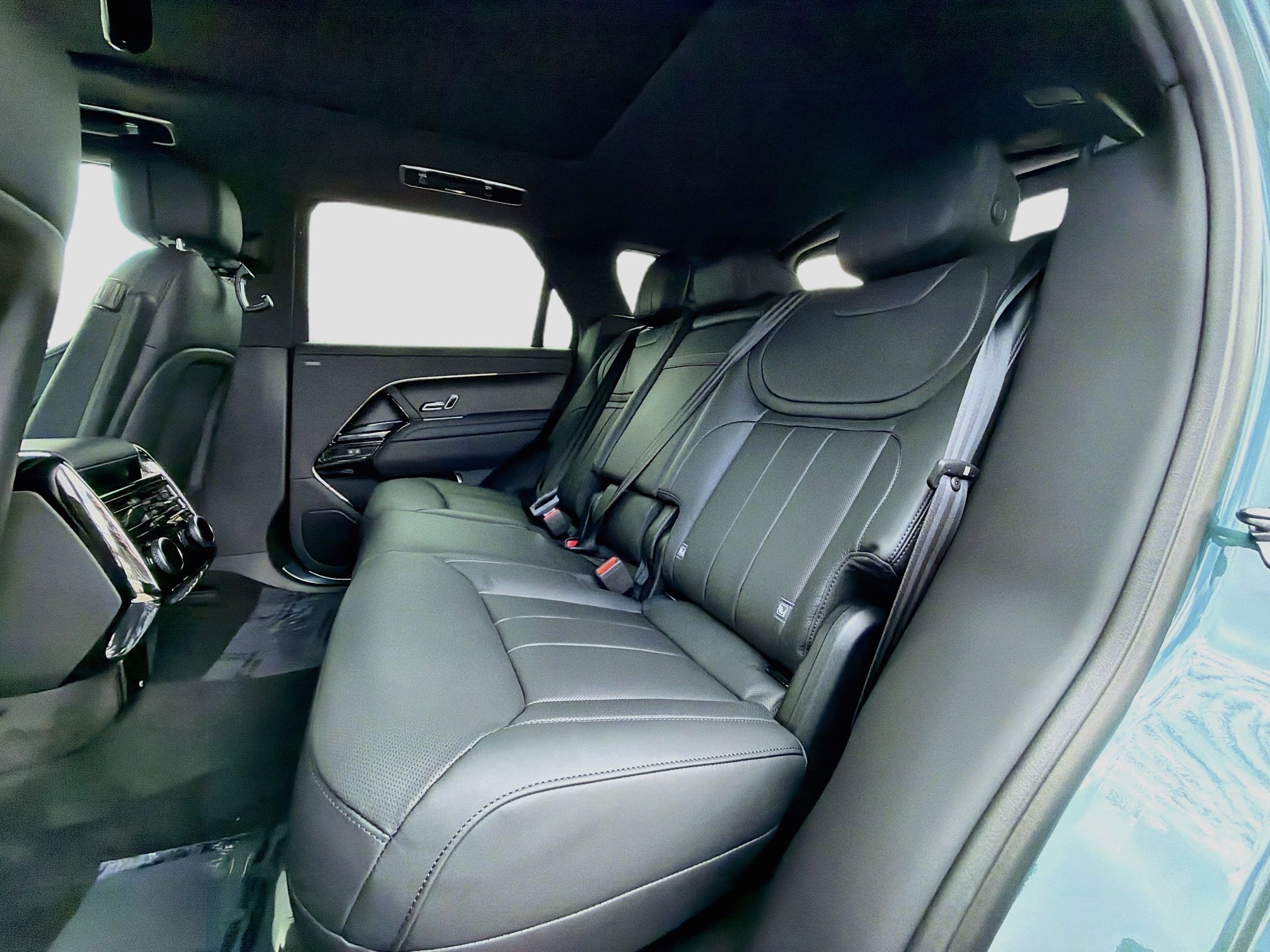 New 2027 Land Rover Range Rover Sport Dynamic SE AWD/4WD image 22