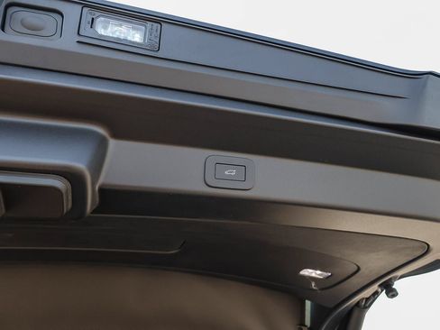 New 2026 Land Rover Range Rover Sport Dynamic SE AWD/4WD image 28