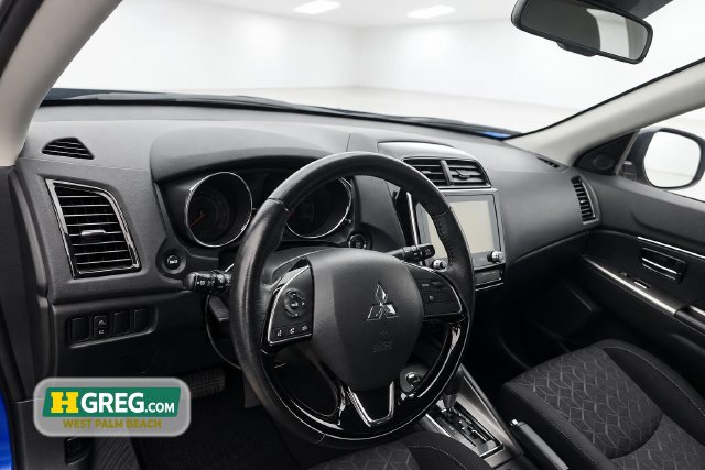 Used 2020 Mitsubishi Outlander Sport SE AWD/4WD image 14