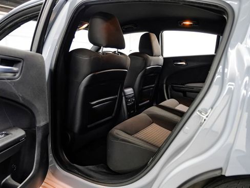 Used 2022 Dodge Charger R/T w/ Blacktop Package image 42