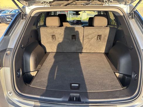 Used 2025 Chevrolet Blazer LT image 31