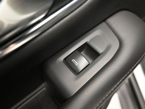 Used 2022 Chevrolet Tahoe LS AWD/4WD image 10