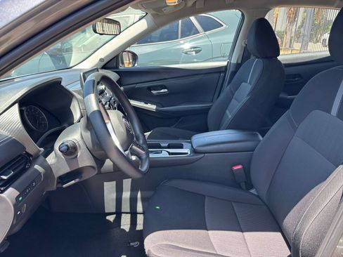Used 2025 Nissan Sentra SV FWD image 24