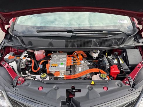 Used 2020 Chevrolet Bolt Premier w/ Infotainment Package image 32