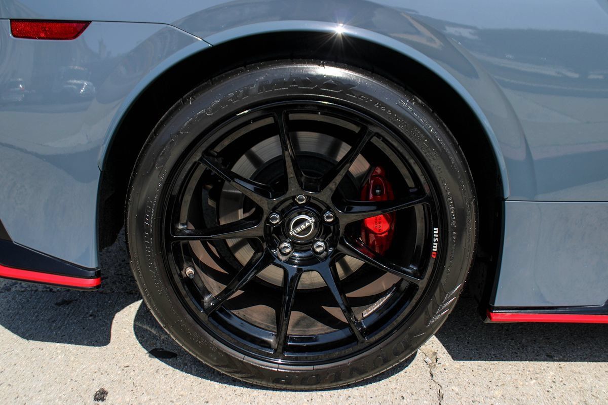 Used 2024 Nissan Z NISMO w/ Floor Mat Package RWD image 31