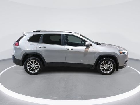 Used 2021 Jeep Cherokee Latitude Lux image 4