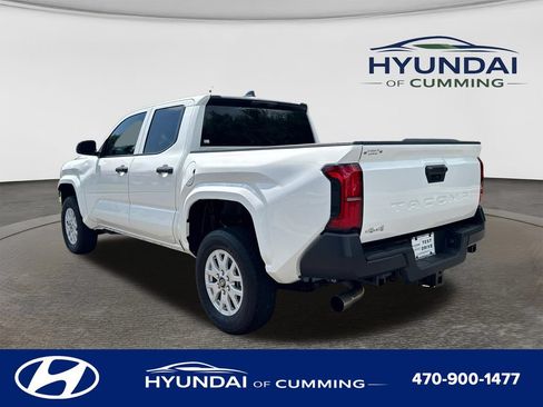 Used 2026 Toyota Tacoma SR AWD/4WD image 6