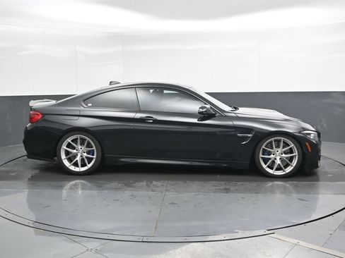 Used 2018 BMW M4 Coupe RWD image 4